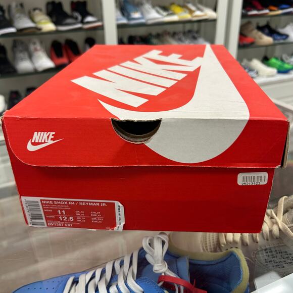 Nike Shox R4 Neymar Black size 11 pre owned - Picture 7 of 8